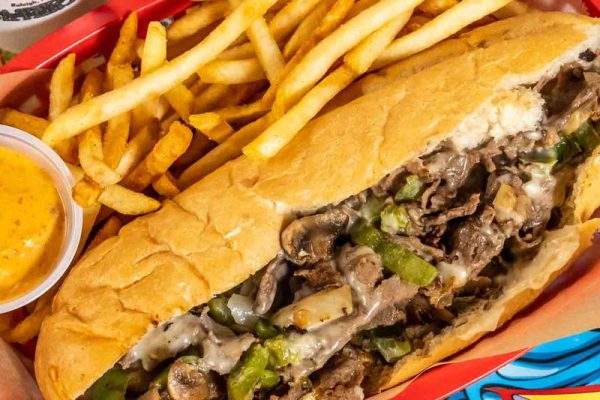 hoagie roll with fries